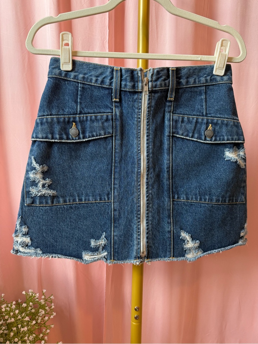 CARMAR Los Angeles Beatrice Distressed Denim Blue Zipper Mini Skirt Sz 27